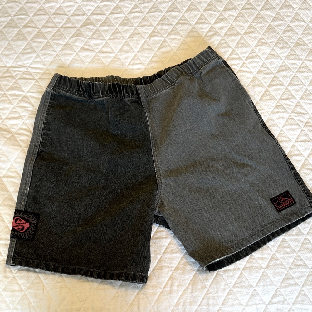 Quiksilver x Stranger Things Black and Gray Denim Shorts Size Large